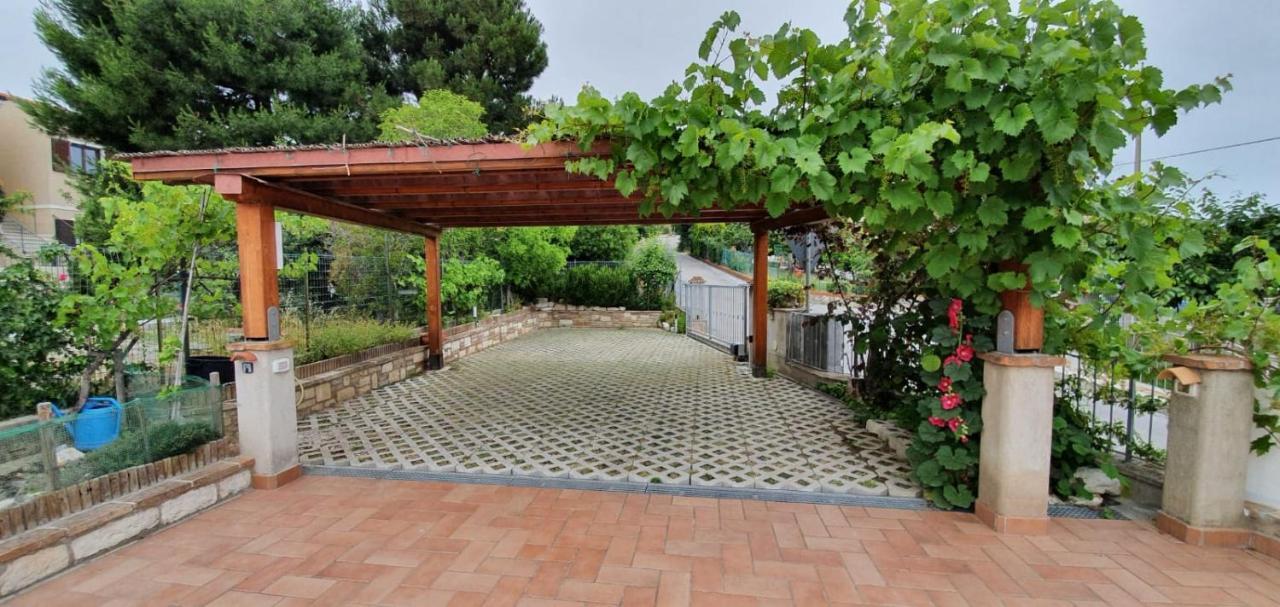 B&B Capo Le Vigne Sirolo Exterior photo